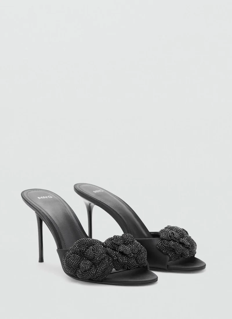 مانجو Sandals with flower strap